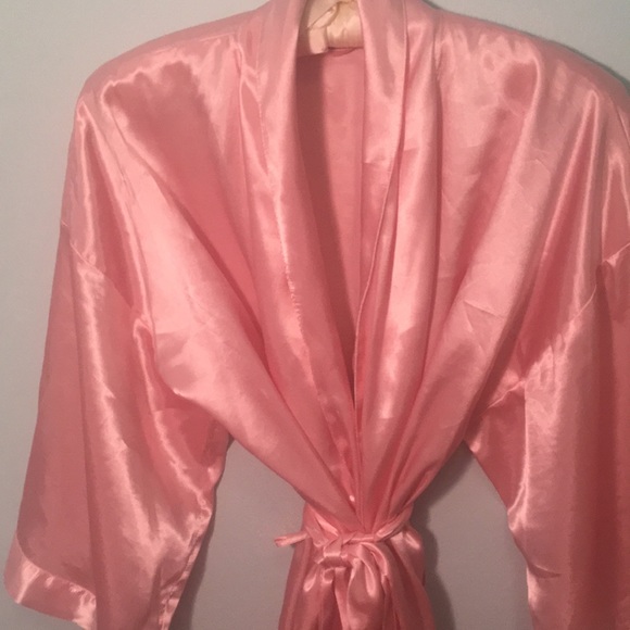 Vintage Saks Fifth Avenue Robe - Picture 2 of 3